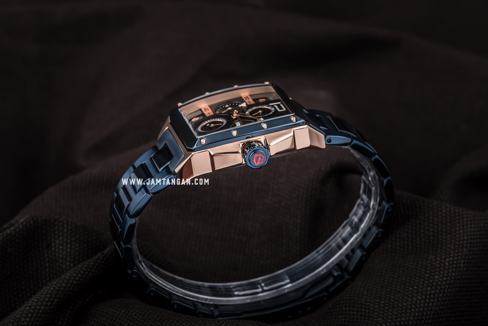 Expedition E 6636 BF BURBA Ladies Black Dial Blue Stainless Steel Machtwatch